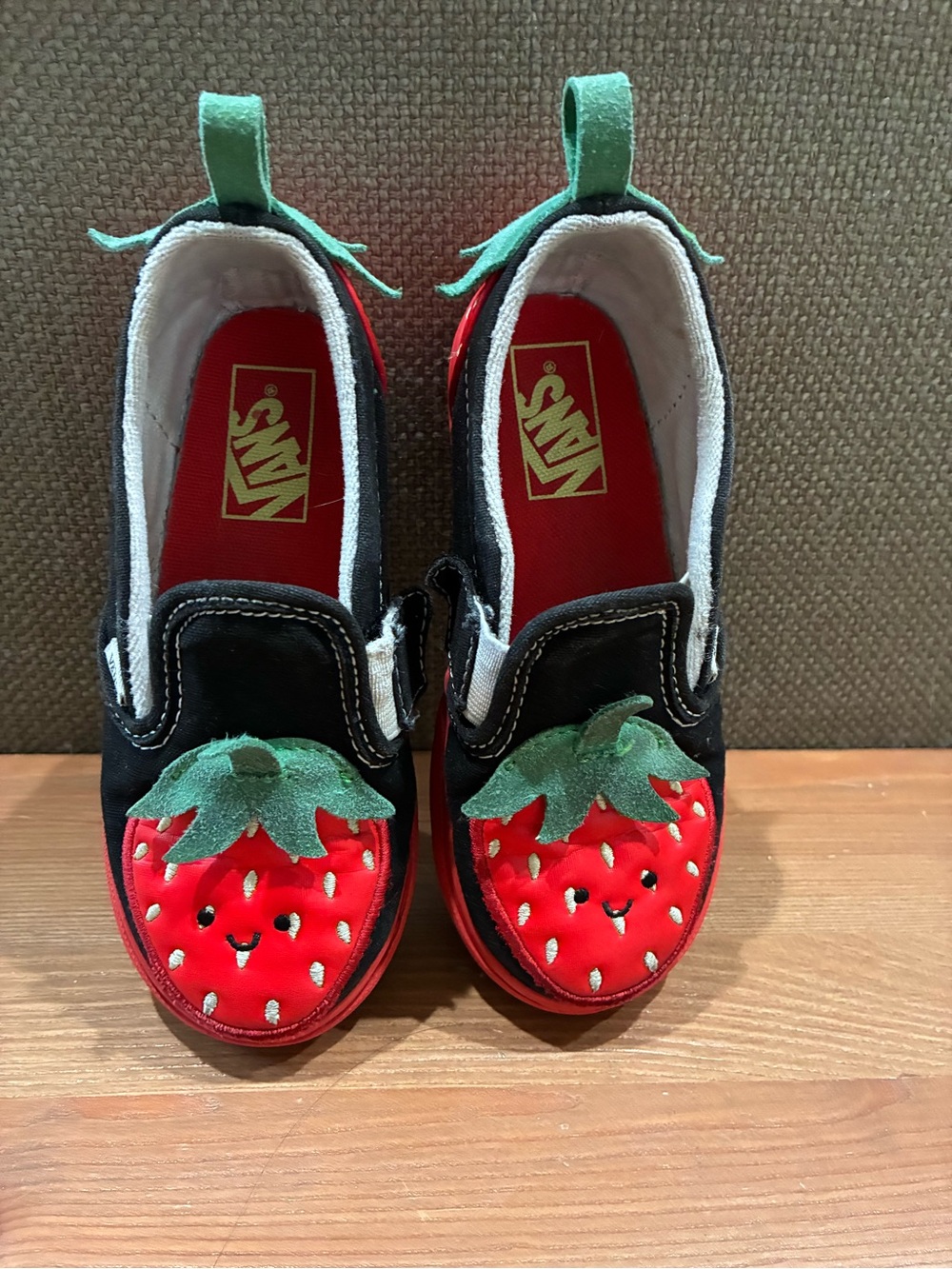 Vans Kids Strawberry Slip-On Sneakers - Red, Black, Green